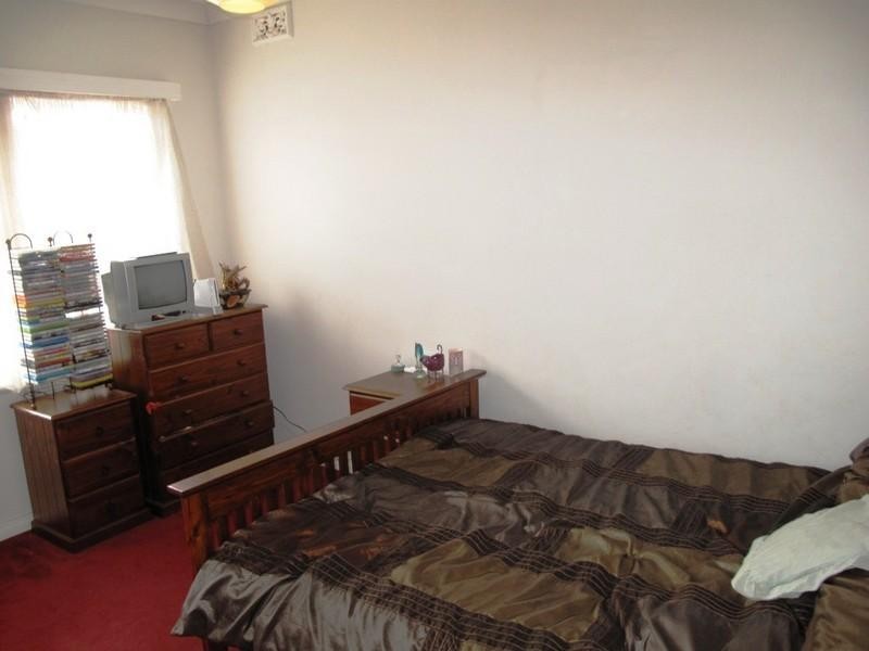 68 Tiparra Avenue, Park Holme SA 5043