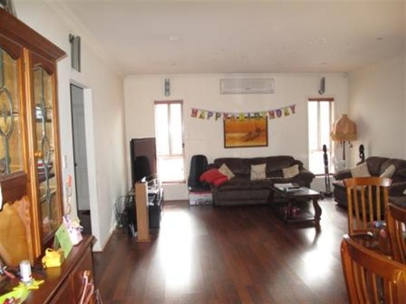 4 Elmwood Court, Mawson Lakes SA 5095