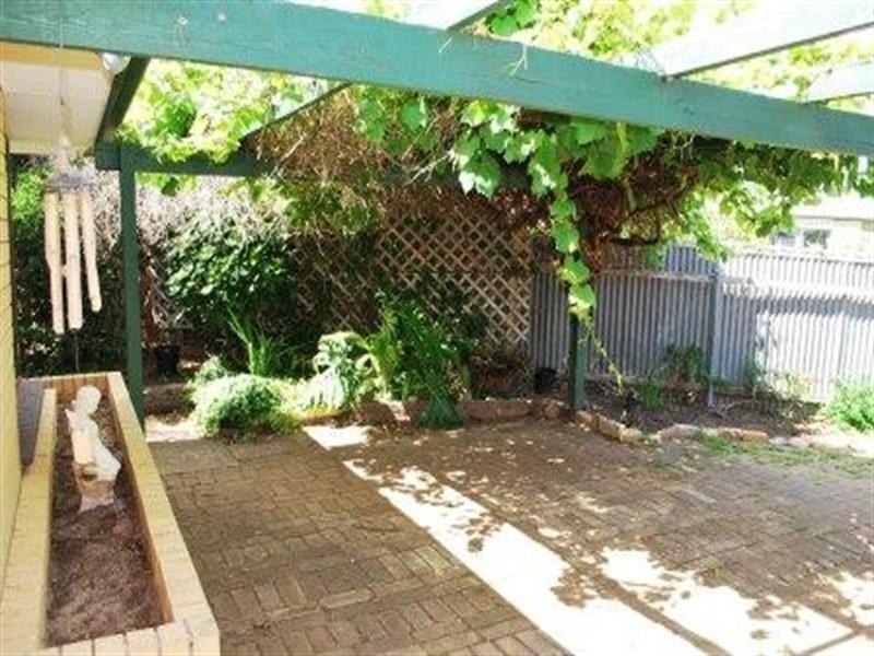 12 Port Lincoln Boulevard, Pasadena SA 5042