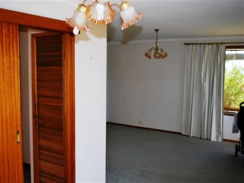 12 Port Lincoln Boulevard, Pasadena SA 5042