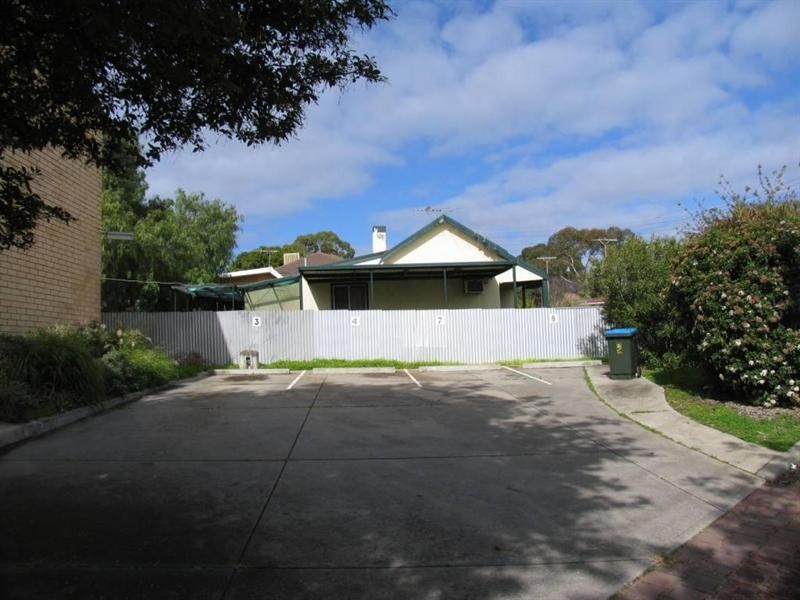 8/13 Burbank Avenue, Bedford Park SA 5042