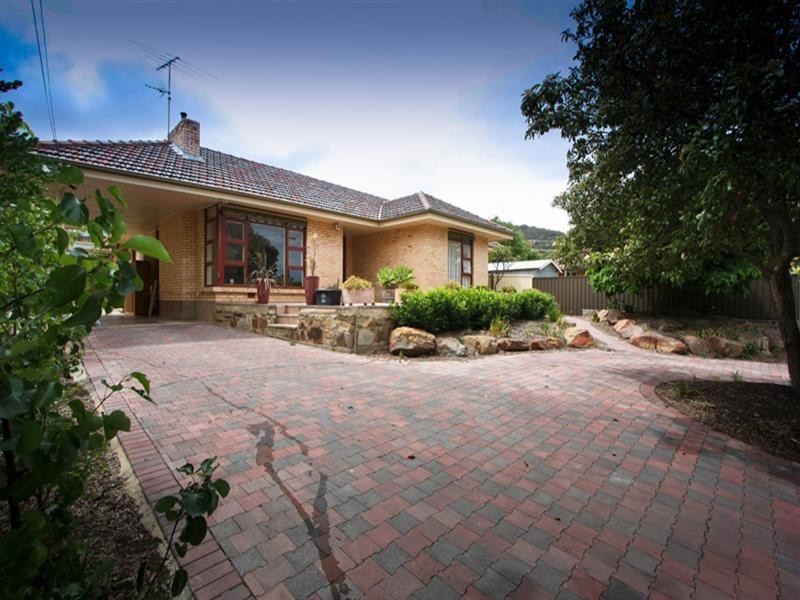 2 Ingrid Street, Clapham SA 5062