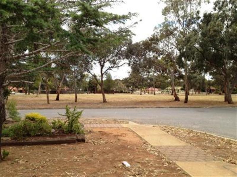 18 Darren Avenue, Ingle Farm SA 5098