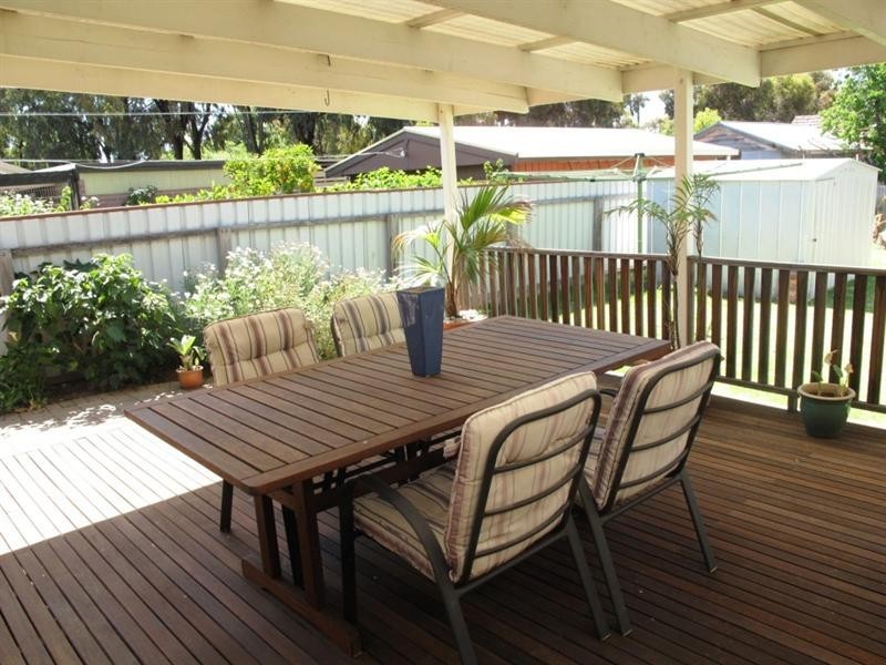 21A Naldera Street, Glandore SA 5037