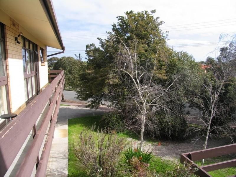 8/13 Burbank Avenue, Bedford Park SA 5042
