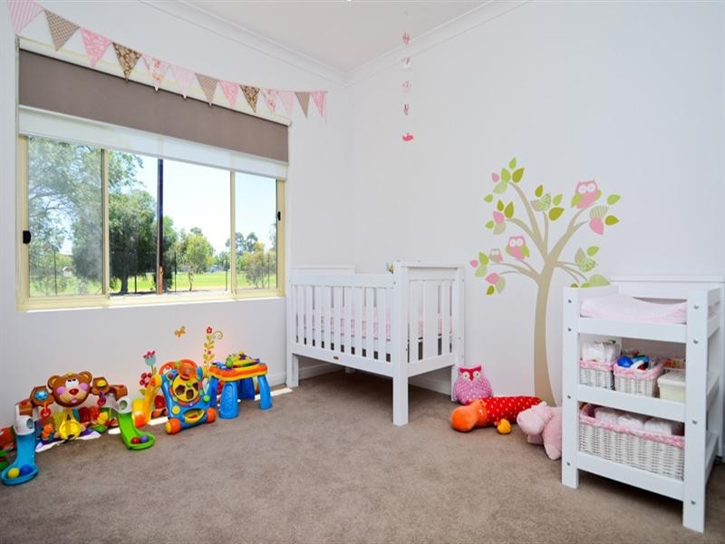 13 Morris Street, Cumberland Park SA 5041