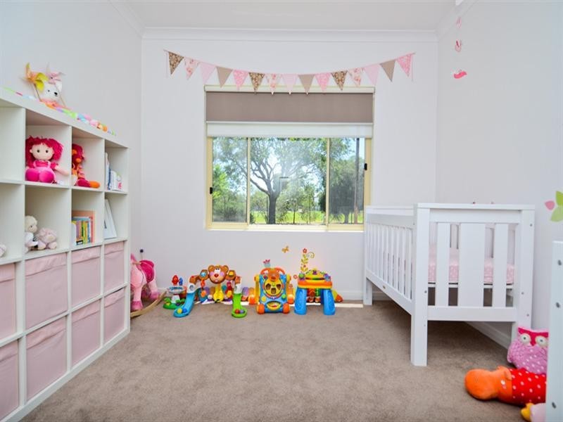 13 Morris Street, Cumberland Park SA 5041