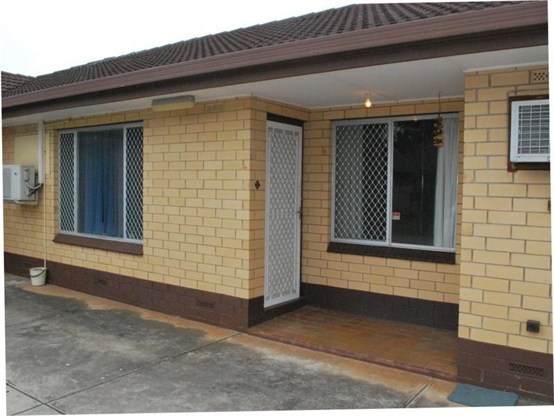 2/3 Carlton Street, Oaklands Park SA 5046