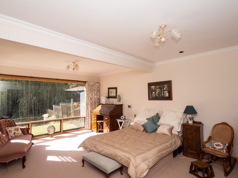 13 McAllan Avenue, Burnside SA 5066