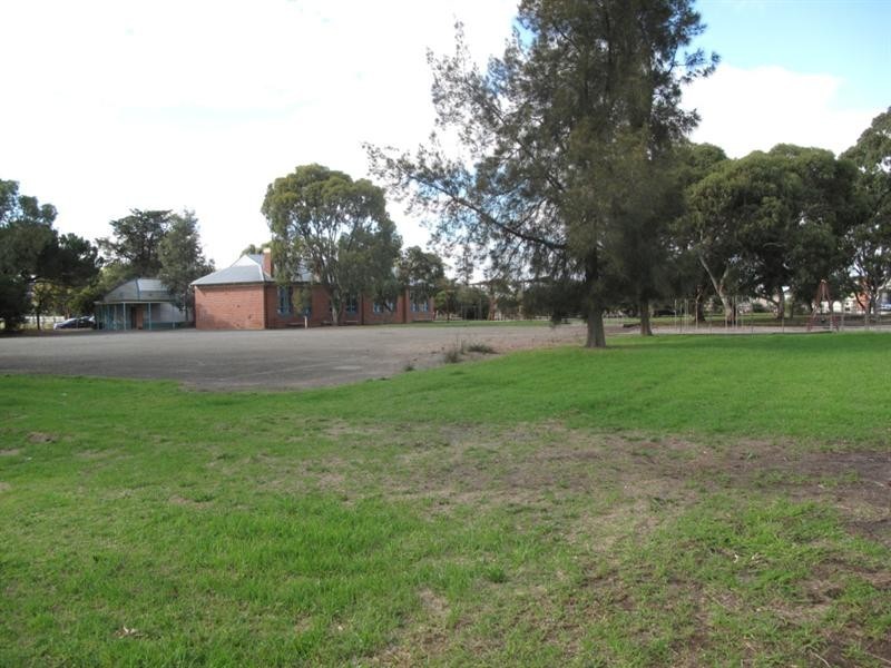 6A Kinross Avenue, Seaton SA 5023