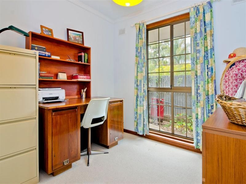 10 McDiarmid Avenue, Pasadena SA 5042