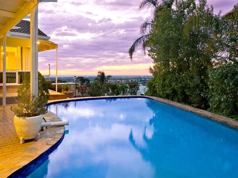 1 Hare Crescent, Panorama SA 5041