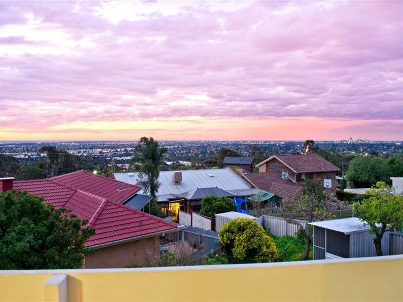 1 Hare Crescent, Panorama SA 5041