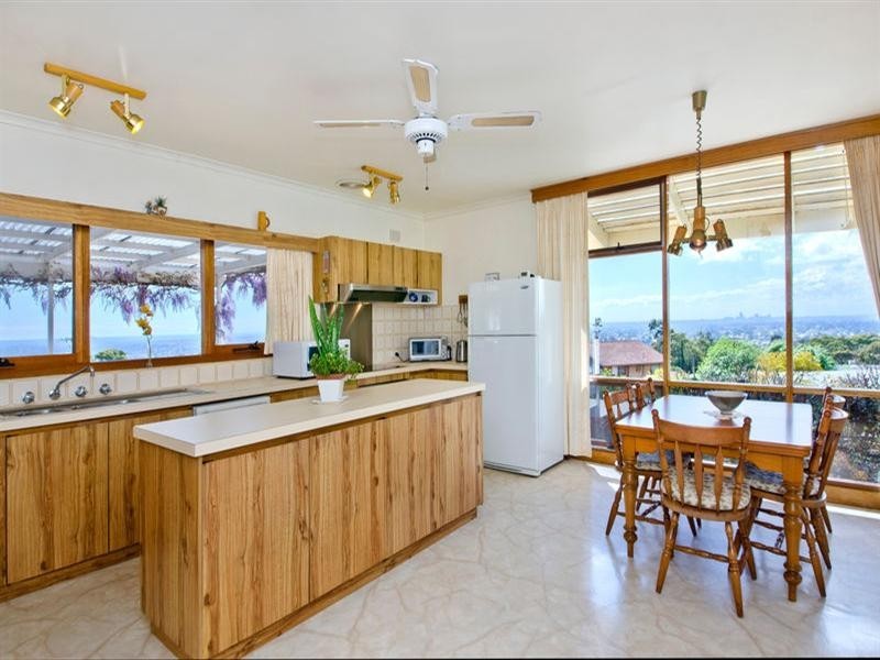 1 Hare Crescent, Panorama SA 5041