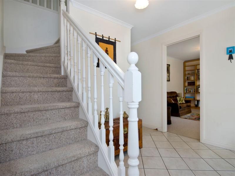 2 Ardlui Close, Panorama SA 5041