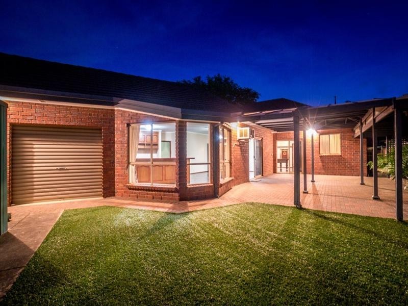 24 Bartlett Drive, Novar Gardens SA 5040