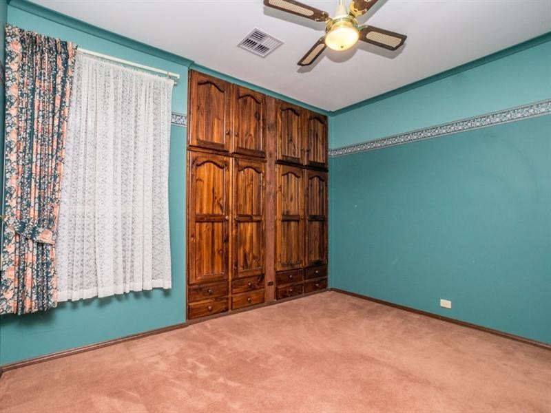 24 Bartlett Drive, Novar Gardens SA 5040