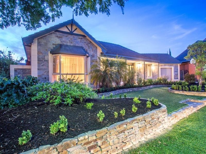 24 Bartlett Drive, Novar Gardens SA 5040