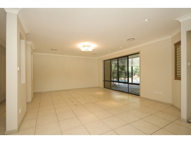 1 Brooklands Circuit, Forest Lake QLD 4078
