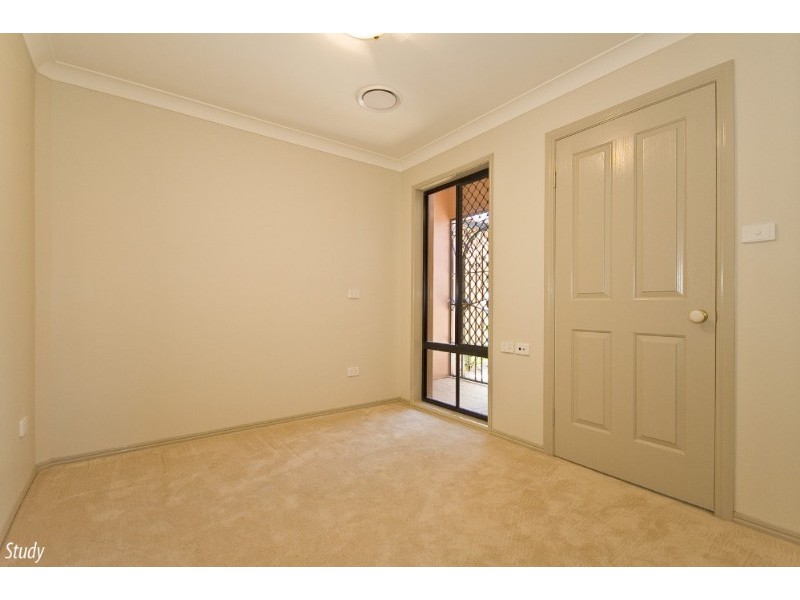 1 Brooklands Circuit, Forest Lake QLD 4078