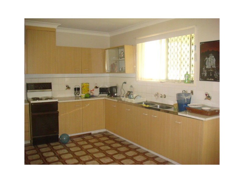 44 Elizabeth Crescent, Goodna QLD 4300