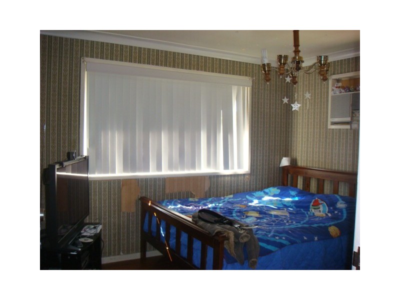 44 Elizabeth Crescent, Goodna QLD 4300