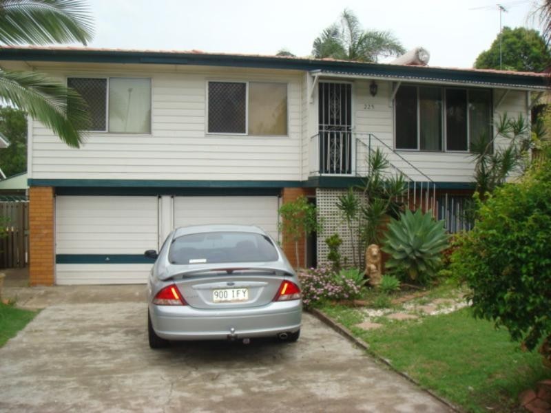 225 Blunder Road, Durack QLD 4077