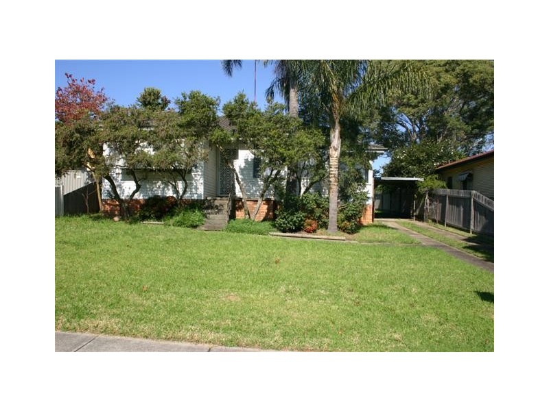 11 Dalray Street, Lalor Park NSW 2147