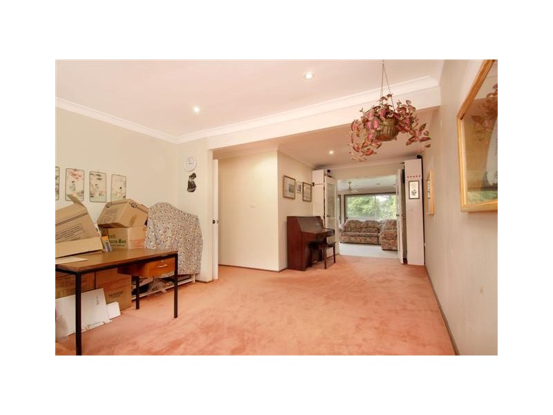 6 Tupia Place, Kings Langley NSW 2147