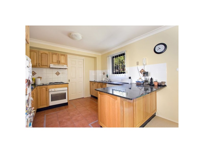 4/8 Kenneth Avenue, Baulkham Hills NSW 2153