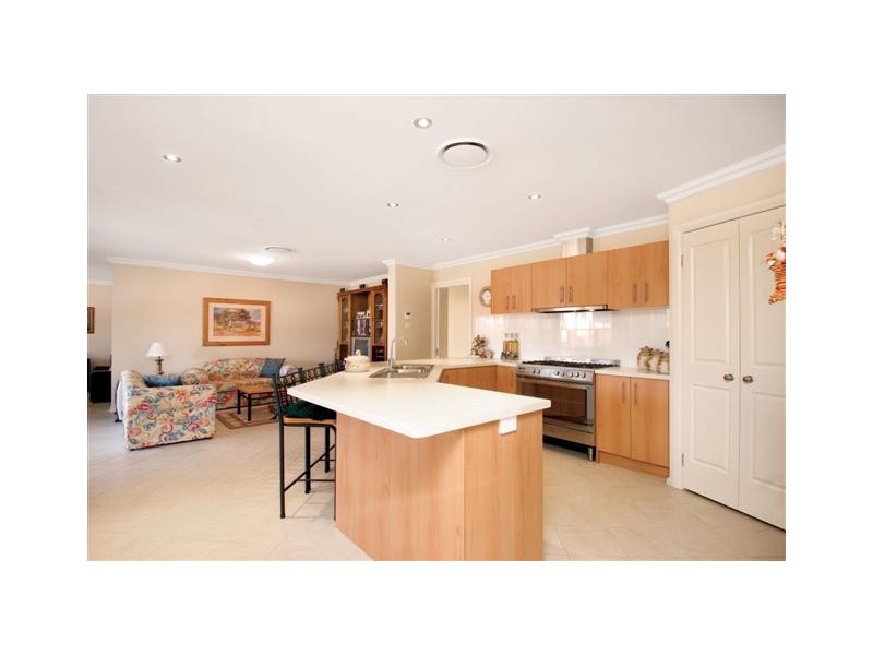 5 Tamborine Drive, Beaumont Hills NSW 2155