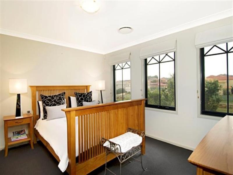 45 Shaun Drive, Glenwood NSW 2768