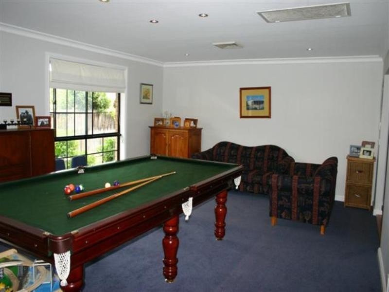 9 Erinleigh Court, Kellyville NSW 2155