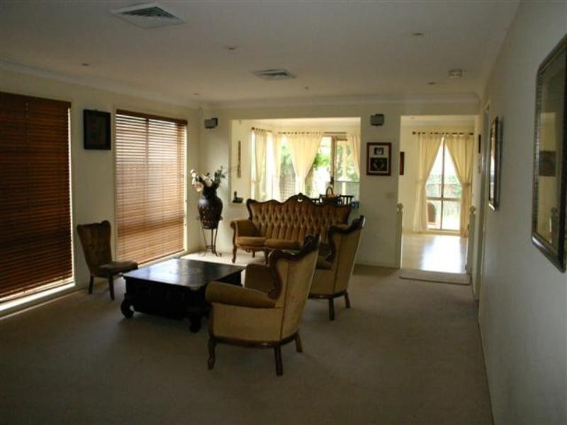 60 Phoenix Avenue, Stanhope Gardens NSW 2768