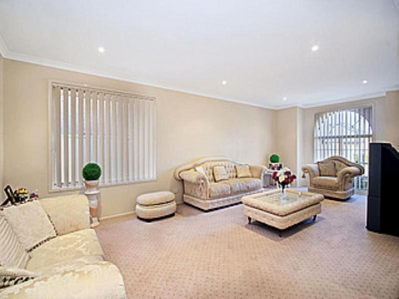 7 Brannan Street, Beaumont Hills NSW 2155