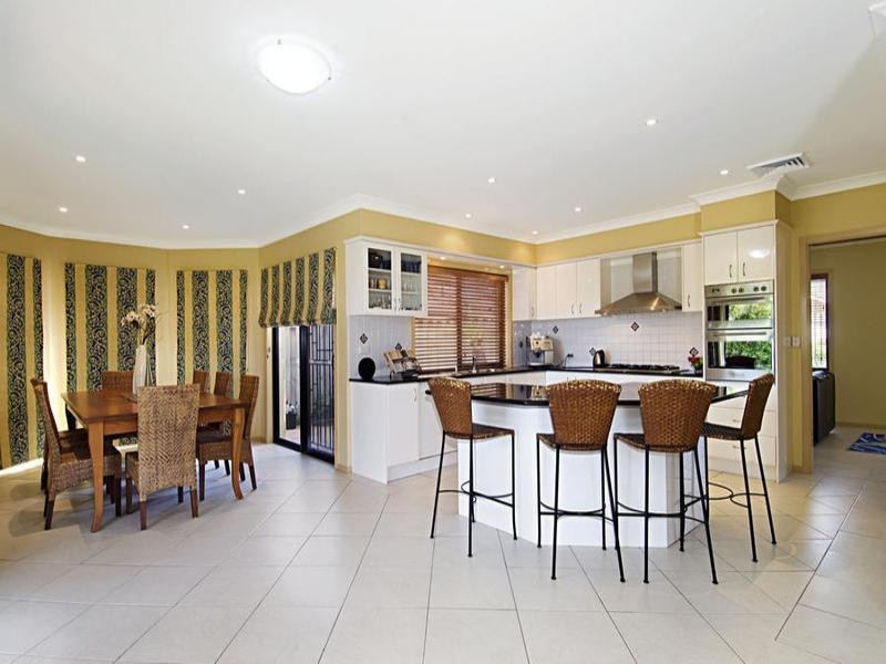 5 Beaumont Drive, Beaumont Hills NSW 2155