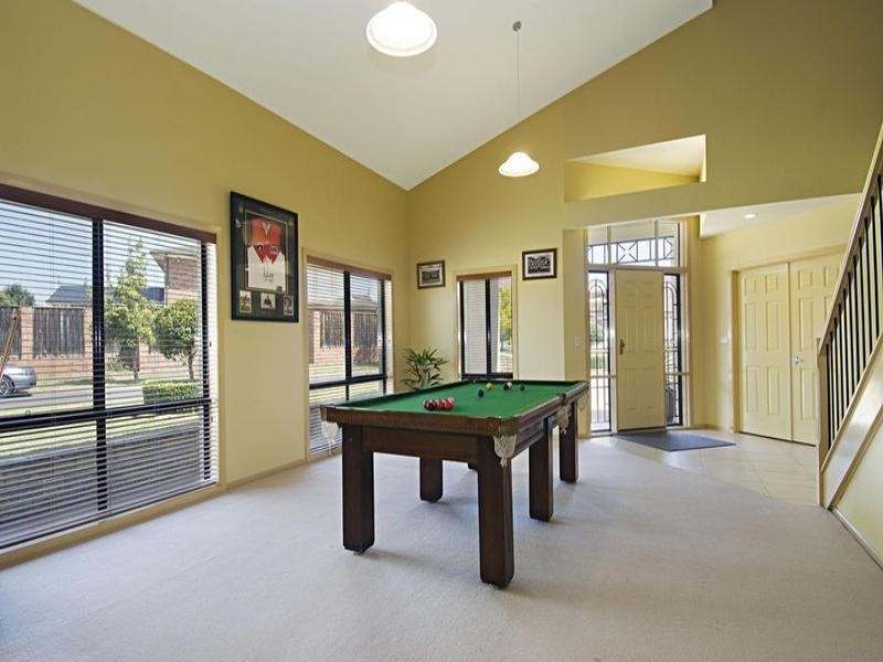 5 Beaumont Drive, Beaumont Hills NSW 2155