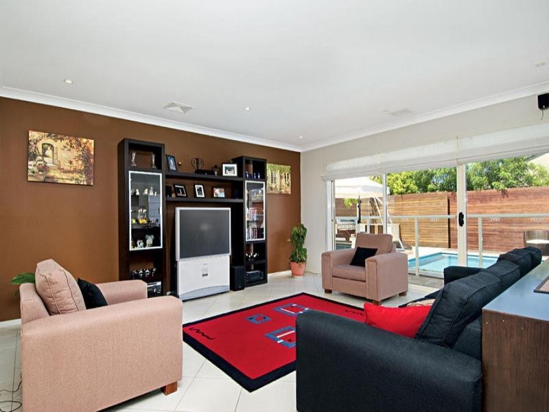 63 Rosebery Road, Kellyville NSW 2155