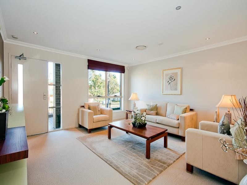 40 Halcyon Drive, Kellyville NSW 2155