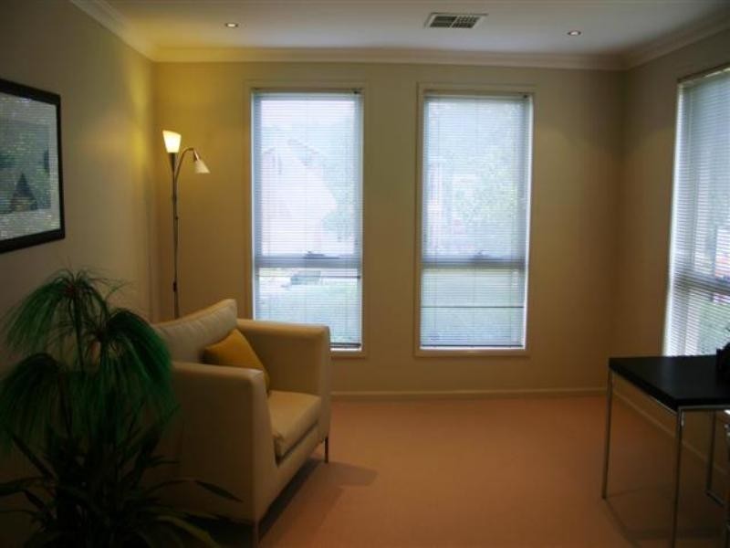 40 Halcyon Drive, Kellyville NSW 2155