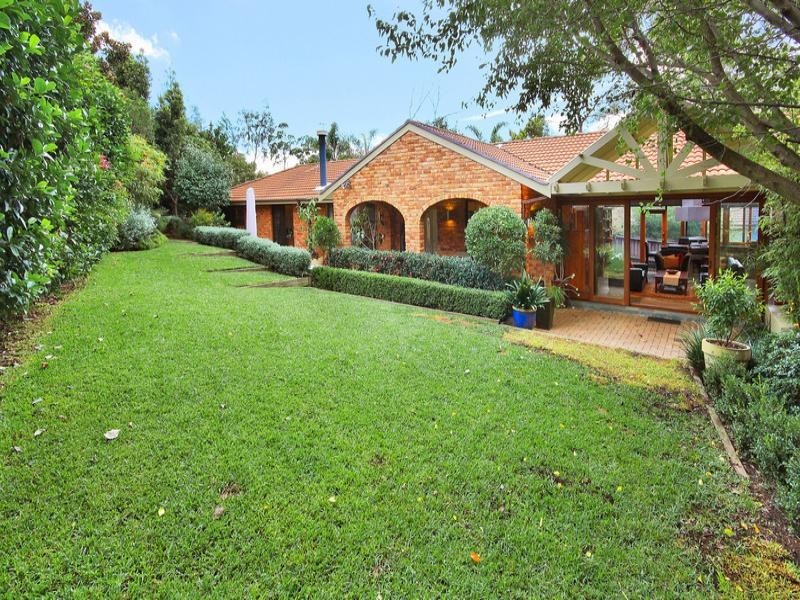 11 Gordonia Grove, Baulkham Hills NSW 2153