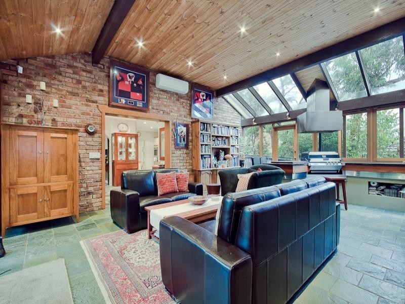 11 Gordonia Grove, Baulkham Hills NSW 2153