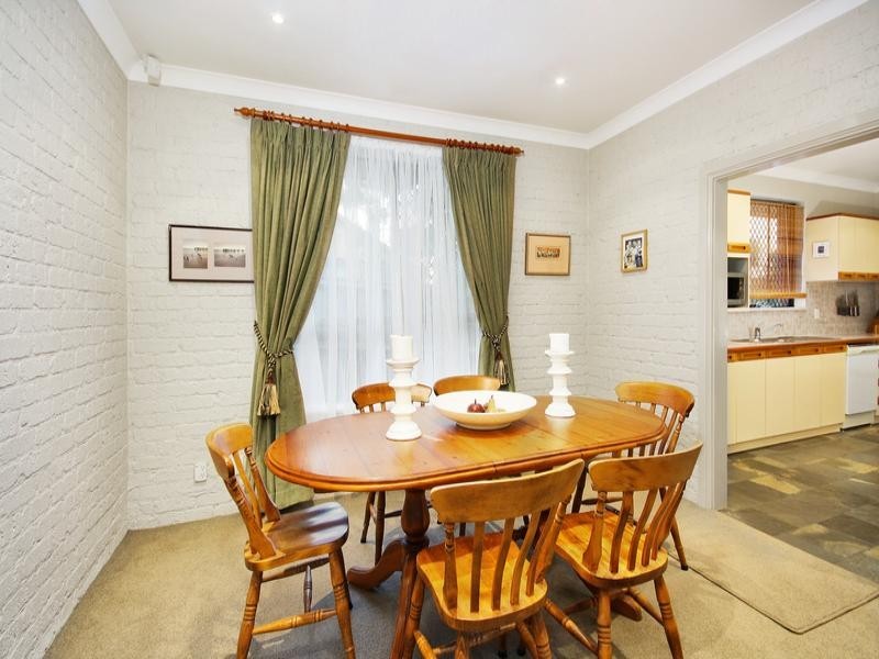 11 Gordonia Grove, Baulkham Hills NSW 2153