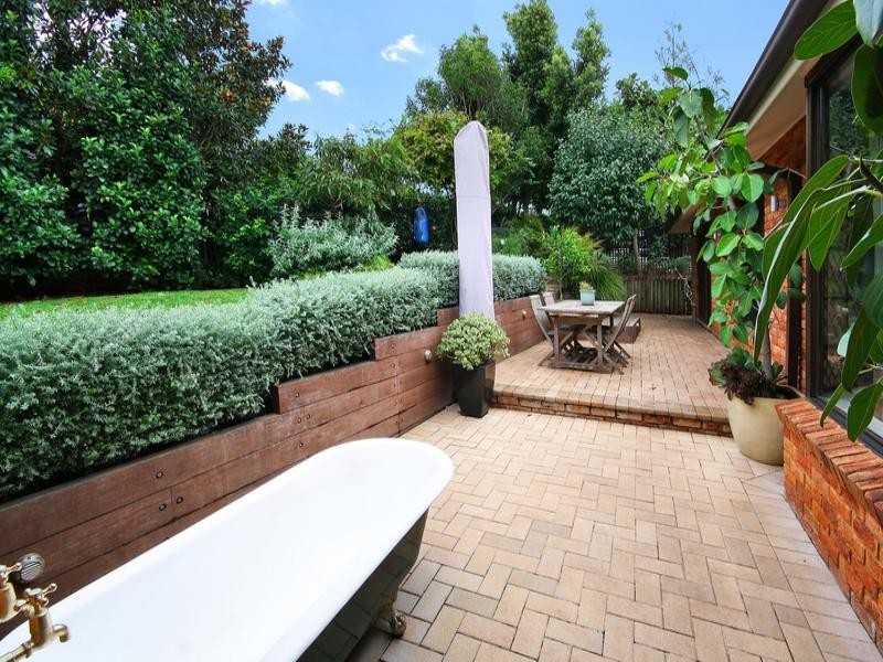 11 Gordonia Grove, Baulkham Hills NSW 2153