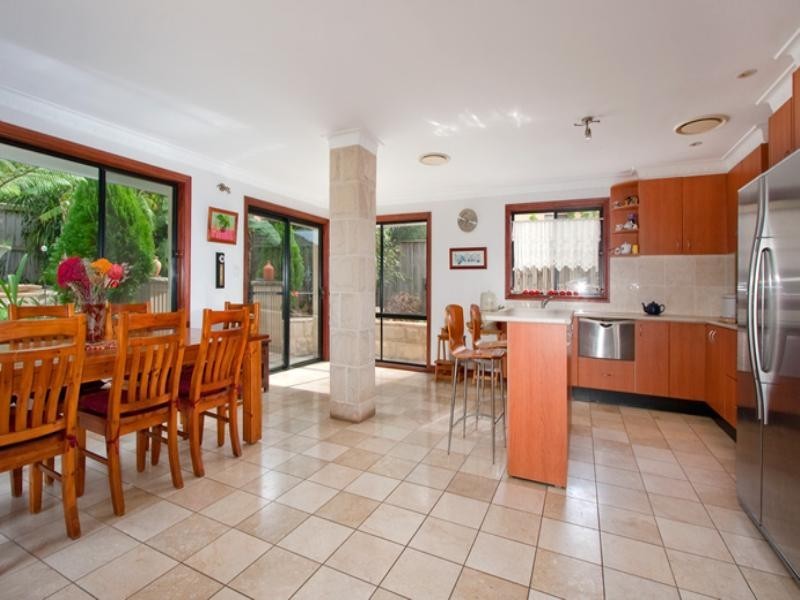 20 Navajo Close, Stanhope Gardens NSW 2768