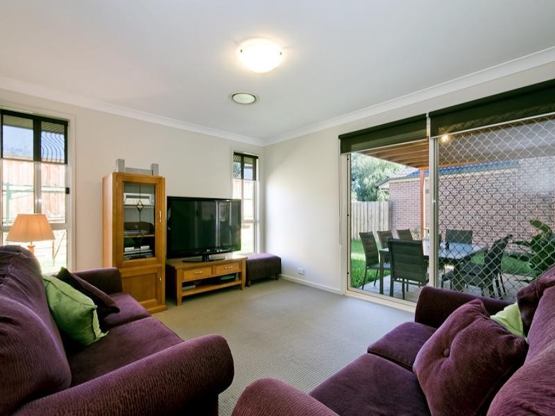 1206 Phoenix Avenue, Beaumont Hills NSW 2155