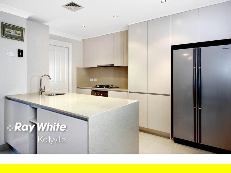 17 Mansfield Way, Kellyville NSW 2155