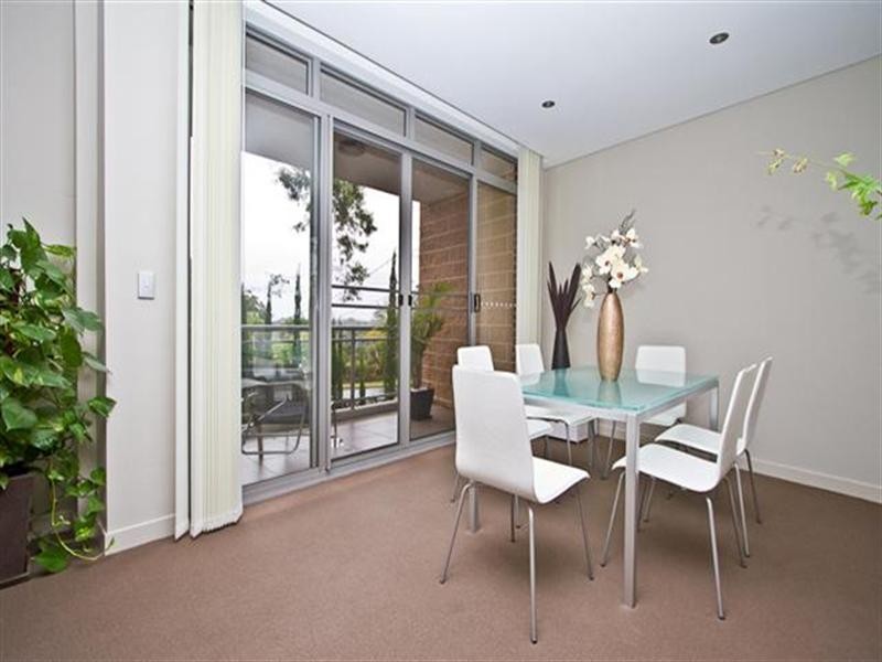 71/33-39 Cecil Avenue, Castle Hill NSW 2154