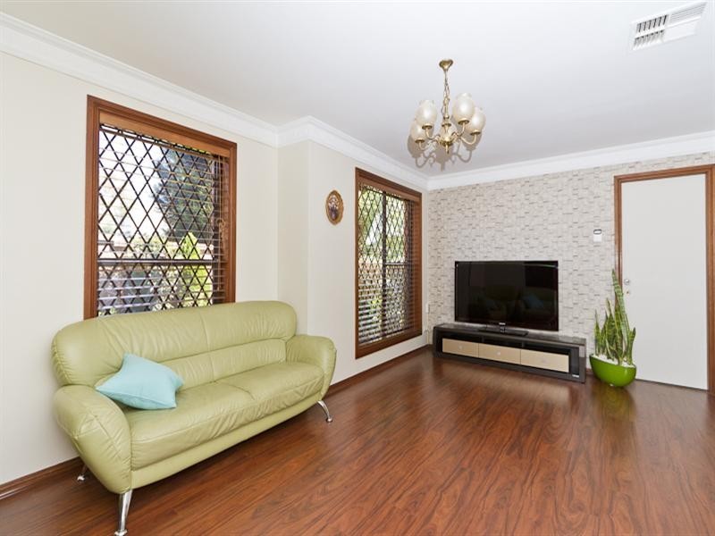 62 Middleton Avenue, Castle Hill NSW 2154