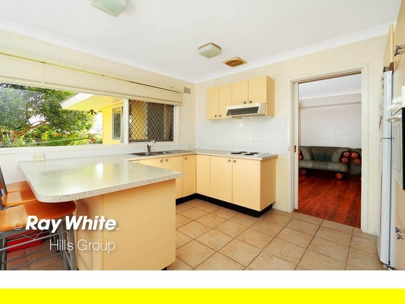 15 Southleigh Avenue, Castle Hill NSW 2154